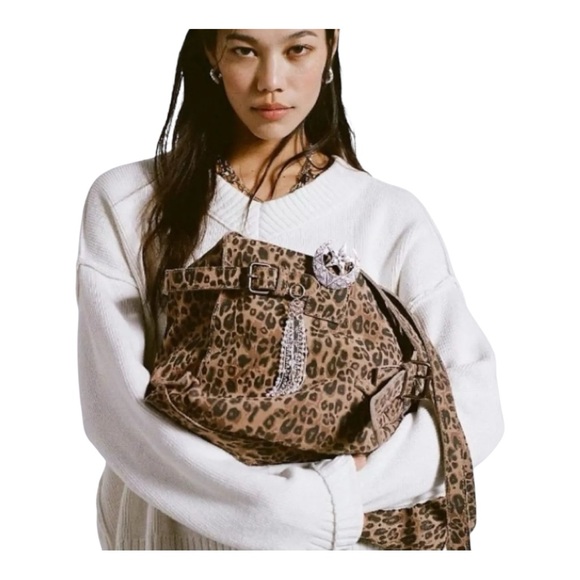 Free People Wild Thing Leopard Tote NWT - Picture 5 of 5